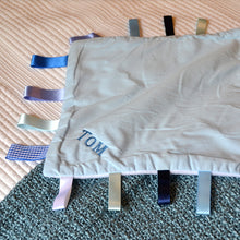 Load image into Gallery viewer, Ribbon Comforter for Babies