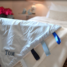 Load image into Gallery viewer, Ribbon Comforter for Babies