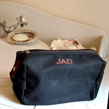 Load image into Gallery viewer, Waxed Cotton Washbag