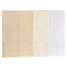 Load image into Gallery viewer, Guest Towels
